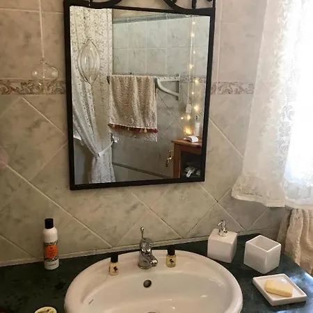 Rum i privatbostad Casa Montegri *